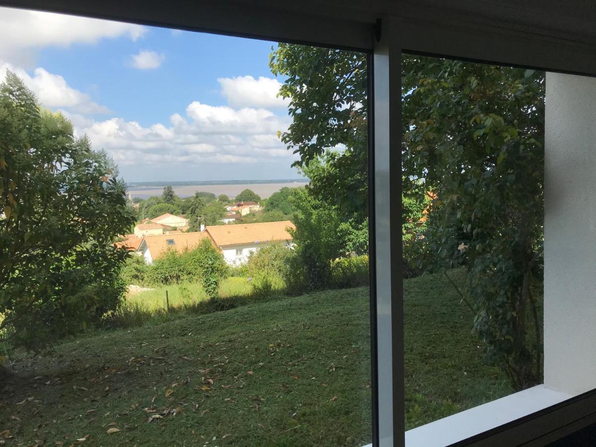 Appartement Avec Vue Panoramique Sur L'Estuaire De La Gironde Plassac  Εξωτερικό φωτογραφία
